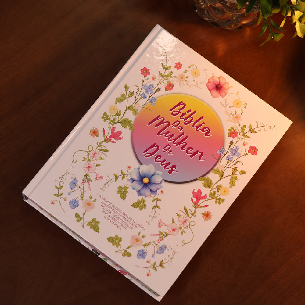 Bíblia Da Mulher De Deus | ARC | Harpa Pentecostal | Letra Grande | Capa Dura Leoa
