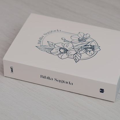 Bíblia Sagrada Flores | ACF | Letra Normal | Capa Brochura