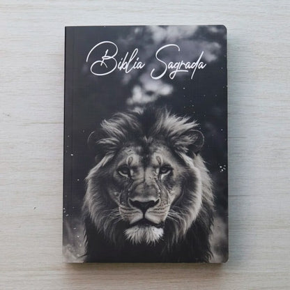 Bíblia Sagrada Leão | NVI | Leão da tribo de Judá - Capa Brochura