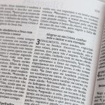 Bíblia Sagrada Se Forte e de Boa Coragem | King James | Letra Normal | Capa Brochura